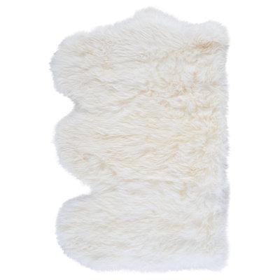 Mera White Handmade Sheepskin Rug