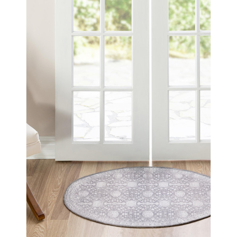 Baristo Chenille Indoor Rug, Oval 2' x 3'1"