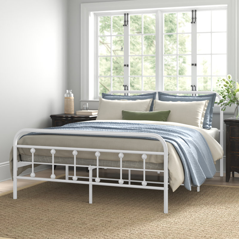 Gauvin 40" Steel Platform Bed Frame, Queen, White