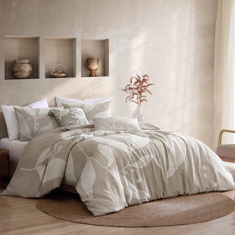 Dalilah 5 Piece King Comforter Set, King Comforter + 4 Additional Pieces