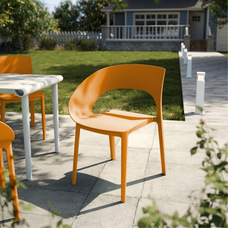 Été - Chaise d'appoint à une pièce en polypropylène orange tropical - Conception une pièce pour l'intérieur et l'extérieur, convient aux salons, salles à manger, jardins, terrasses et autres (ensemble de 4)