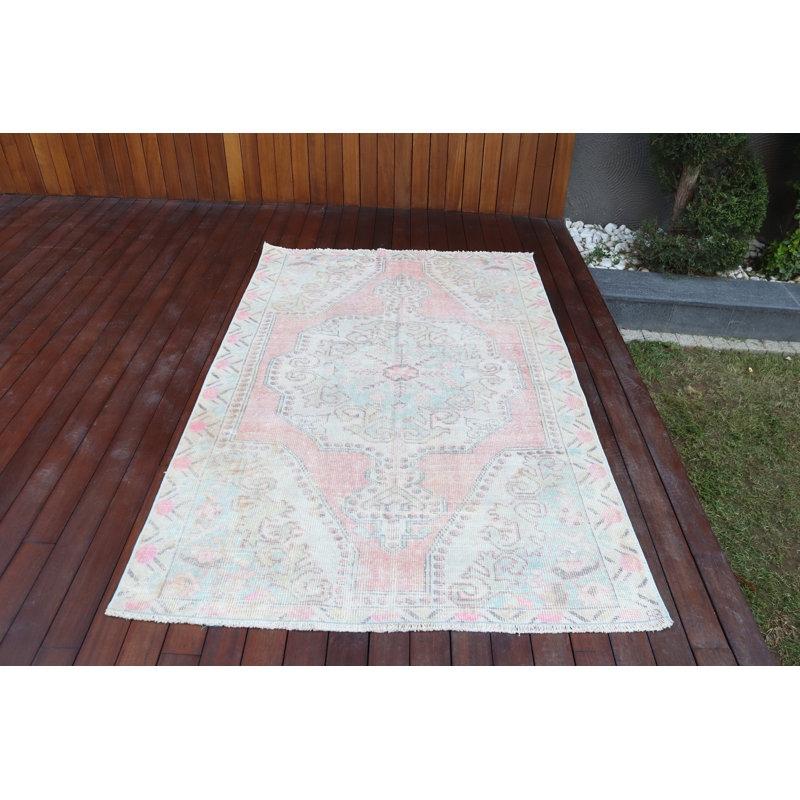 Tapis turc classique tissé à la main idéal pour les espaces de vie et de chambre à coucher