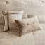 Lit superposé simple au-dessus d'un lit double avec structure en métal robuste et beaucoup de rangement, parfait pour les frères et sœurs et les invités-119071361