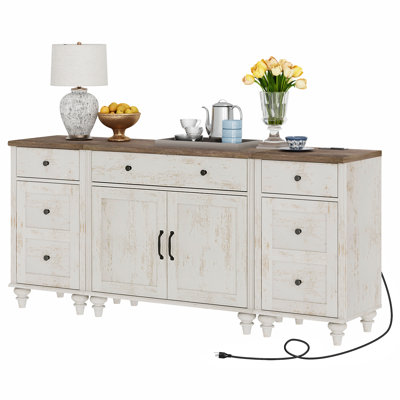 Buffet avec 4 portes en bois et 3 tiroirs, crédence de style campagnard avec station de charge pour la salle à manger, grande armoire de rangement moderne pour le salon, blanc rustique, 102 pouces