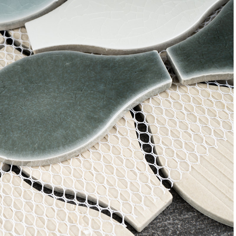 Carreau de mosaïque géométrique en porcelaine brillante faite à la main 12,01 po x 9,65 po, Blanc / Gris