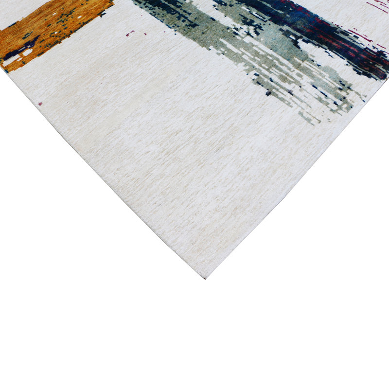 Hand Knotted Area Rug in Ivory