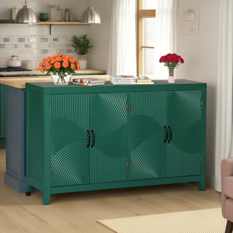 Buffet 59 "en bois vert avec portes sculptées