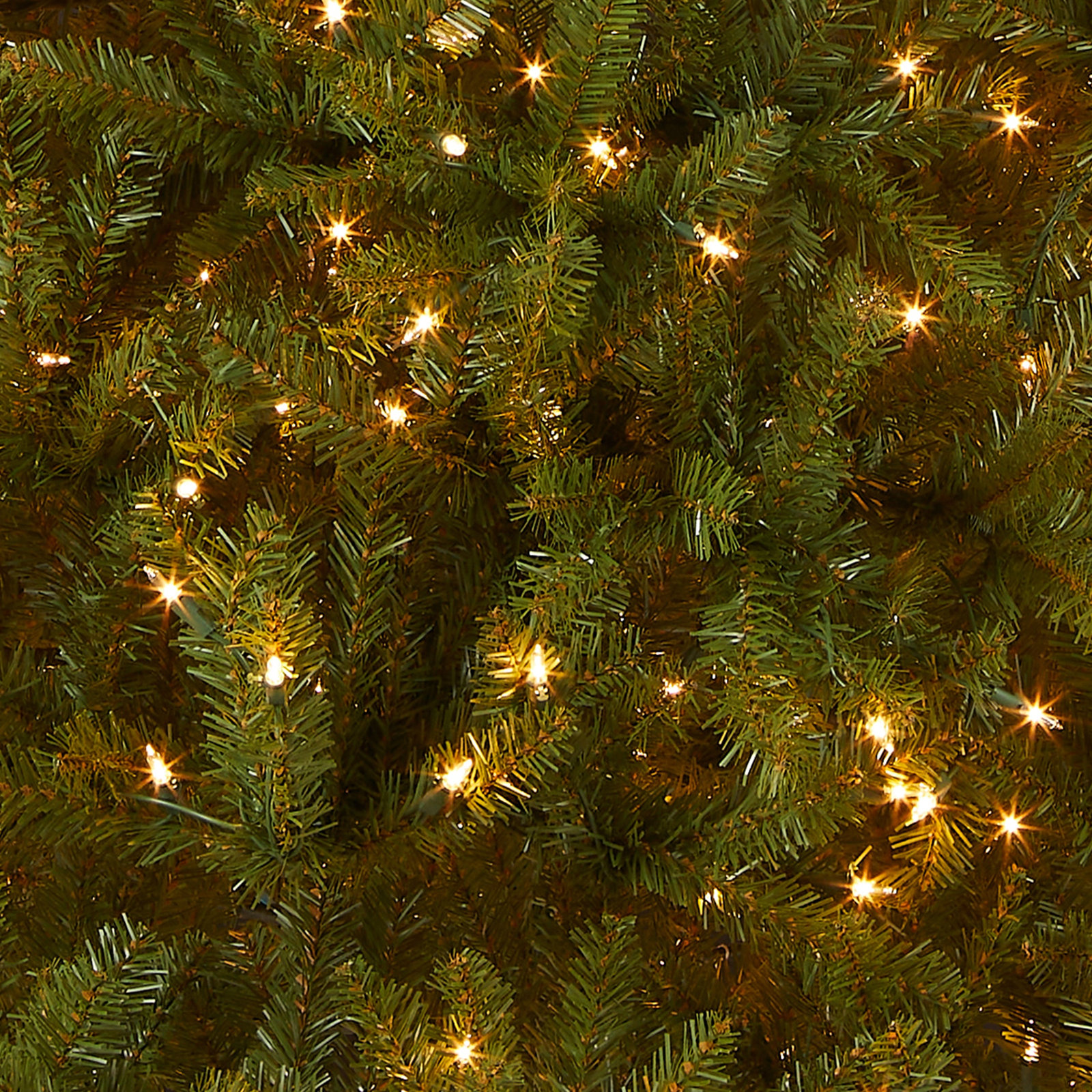 Dunhill Fir Tree with Clear Lights, 4.5', Clear/White Lights