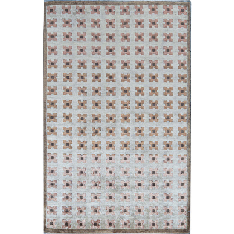 Hand-Knotted High-Quality Beige Area Rug