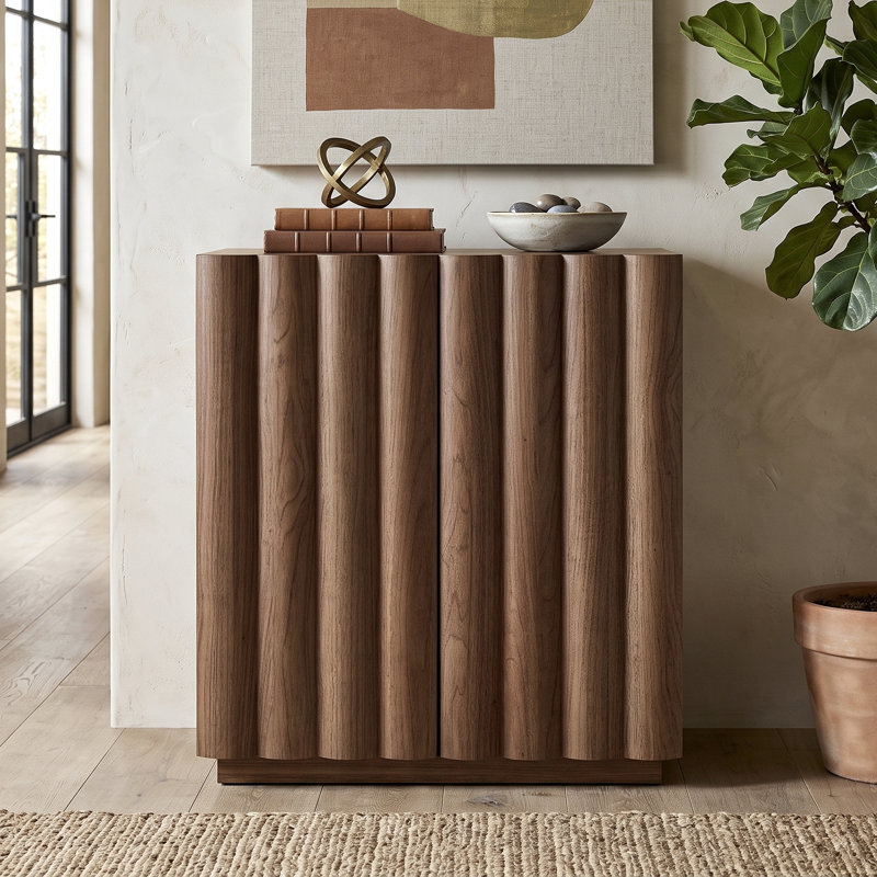 Armoire d'appoint rectangulaire cannelée en noyer satiné de 28 po de largeur Olie, Noyer satiné