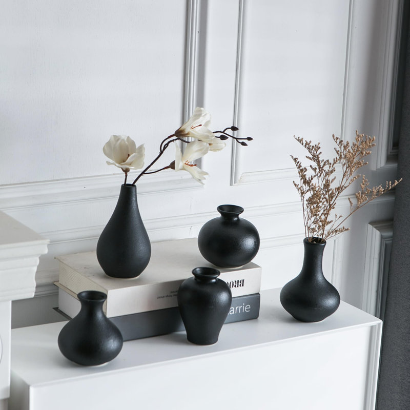 Petits vases noirs, ensemble de 5 vases en céramique
