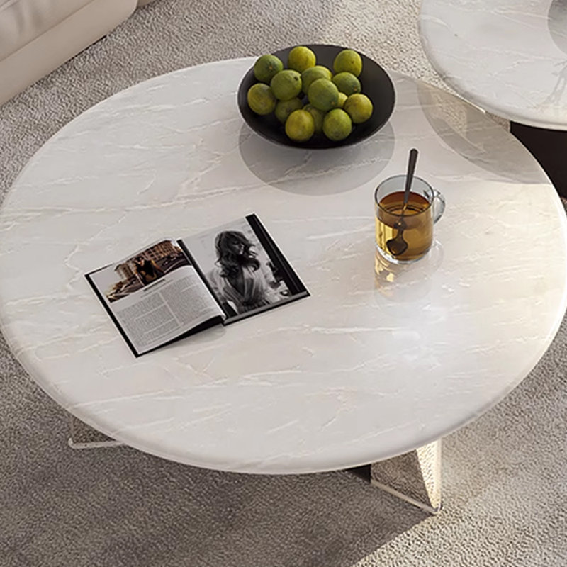 Pomme blanche, H 14,17 po x L 35,43 po x l 35,43 po