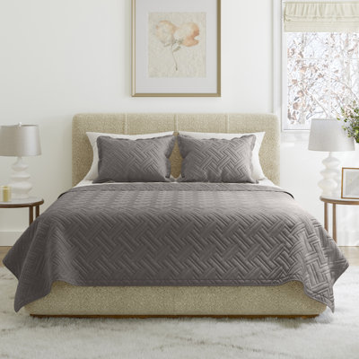 Ensemble de literie pour courtepointe 3 pièces pour très grand lit - couvre-lit et 2 taies décoratives très grandes avec motif à losanges en relief - ensemble de lit léger pour toutes les saisons - couvre-lit en microfibre douce par Lavish Home (gris)