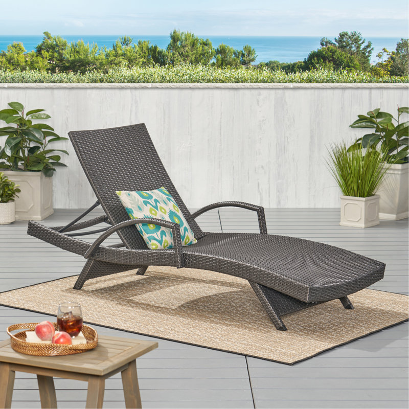 Fauteuil en osier avec accoudoirs Salem