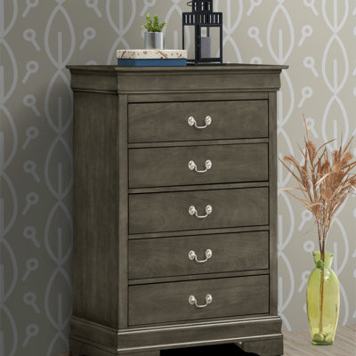 Commode de style traditionnel