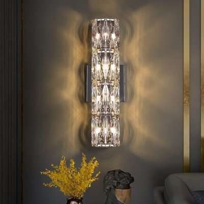 Lakiara Corner Wall Light