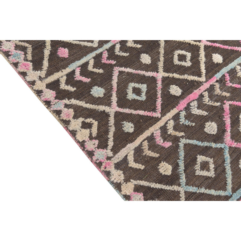 Tapis brun foncé Howard
