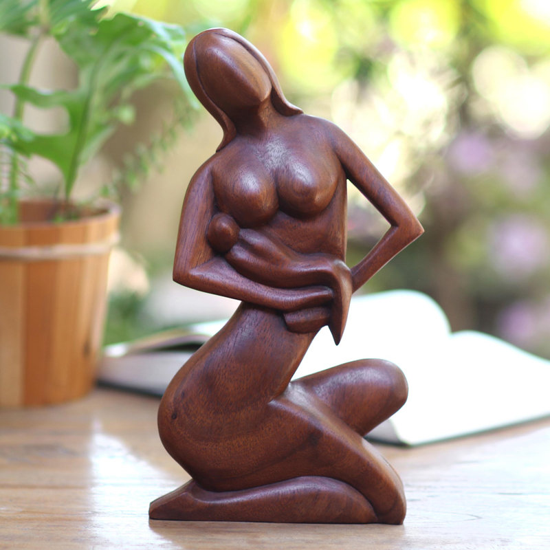 Figurine en bois motherhood Dominico