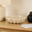 Bol rond rond avec rebord festonné - Décoration intérieure moderne pour table d'entrée, style tablette ou salon - 16 po, taupe