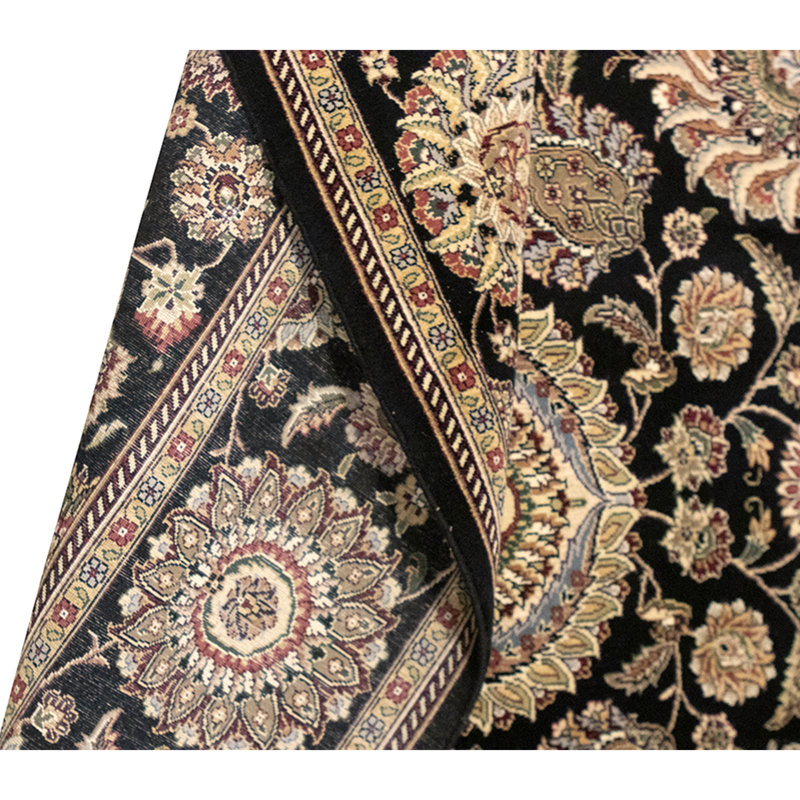Tapis noir noué à la main de haute qualité