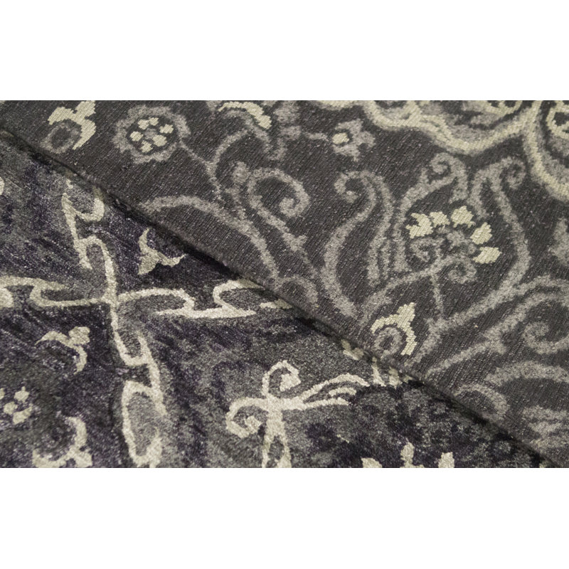 Wool Damask Area Rug in Charcoal/Ivory