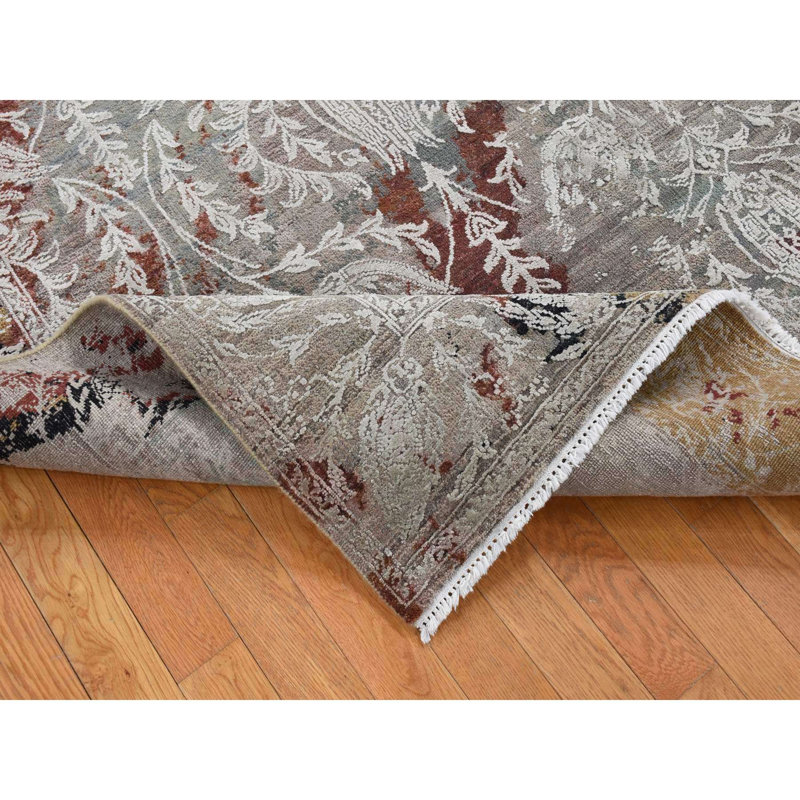 Tapis tulipe gris en soie noué à la main 5 pi 2 po x 7 pi 1 po 9D49B85C6547492B8A6334D2EC94DAC4