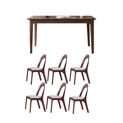 Ensemble de table classique classique