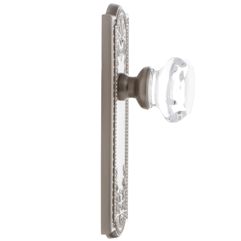 Grandeur Parthénon avec bouton de porte en cristal Chambord, Nickel satiné