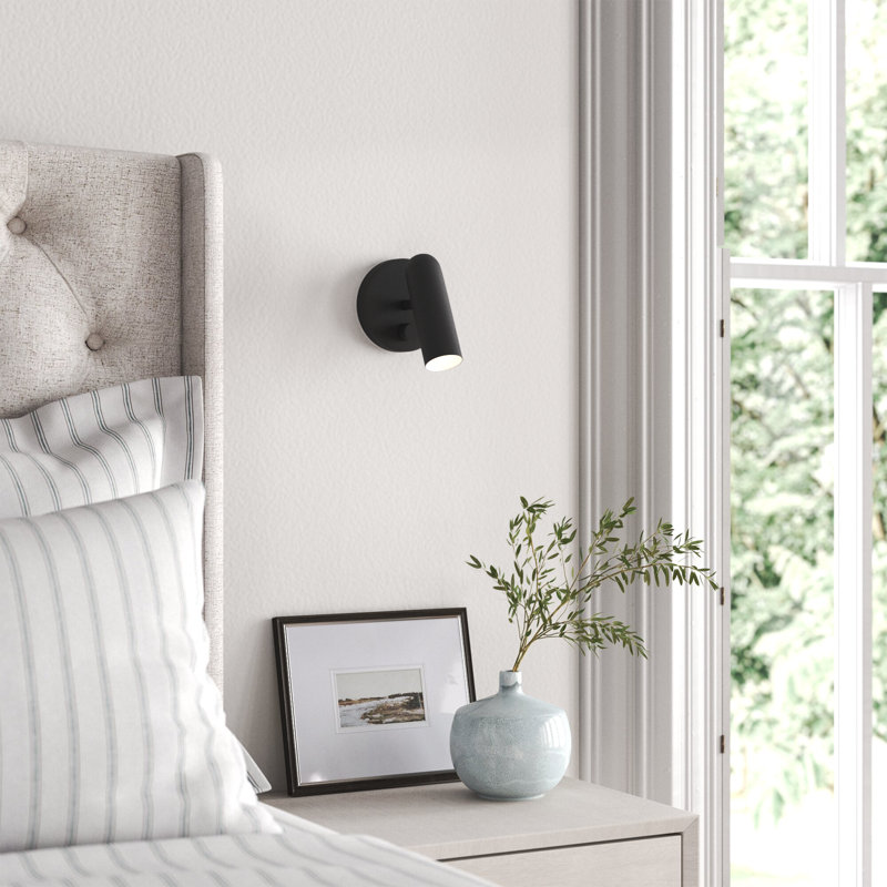 Arla Steel LED Wall Sconce, Black