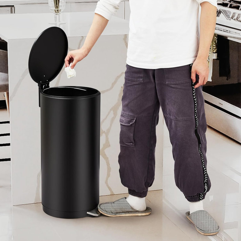 30L/8 Gallon Round Trash Can
