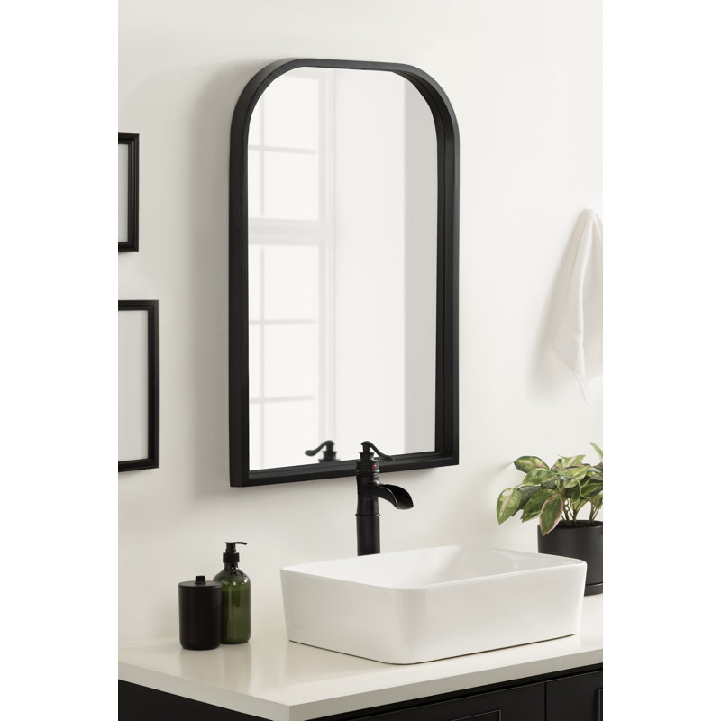 Miroir de salle de bain Travis, 29,92 po x 19,88 po, Noir