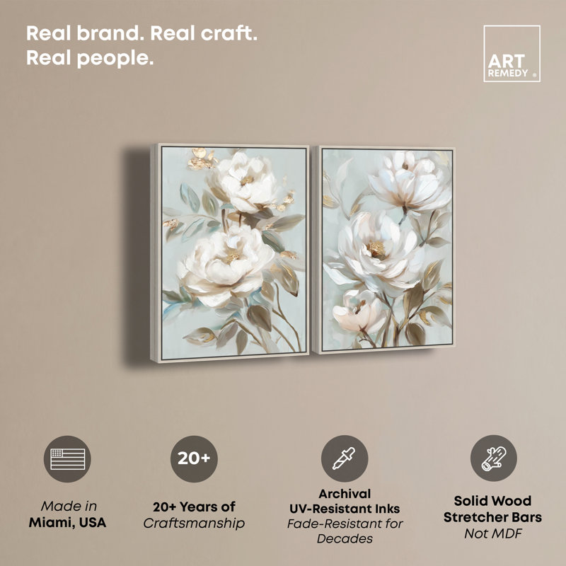 "Light Beauty" par Art Remedy, H 54 po x l 36 po, Cadre flottant doré