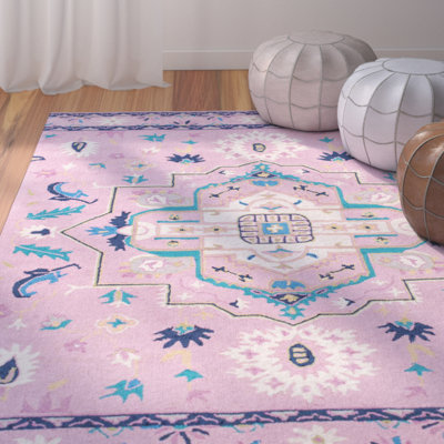Tapis géométrique rose fait à la main