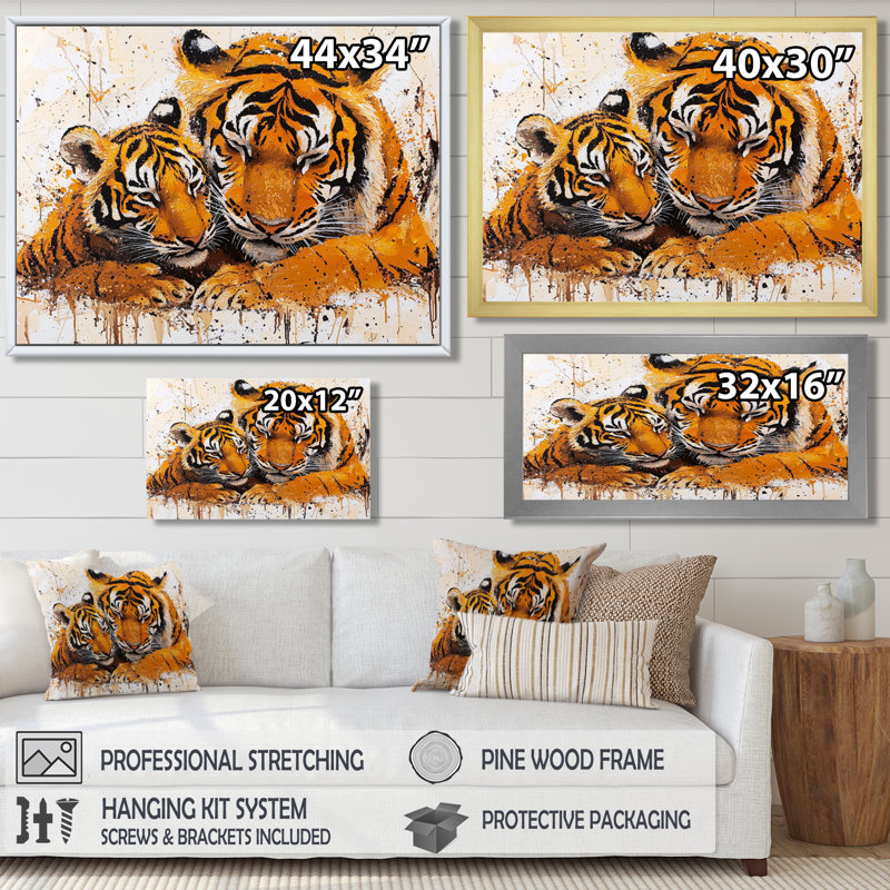 «Tiger Family Bonding I», reproduction sur toile, H 12 po x l 20 po, Reproduction encadrée d'une seule photo sans pass, Noir