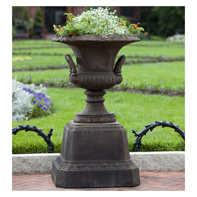 Smithsonian Pedestal, Natural