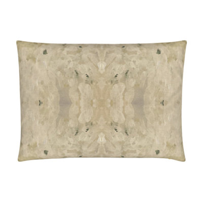 Centerpiece Lumbar Pillow Cover & Insert