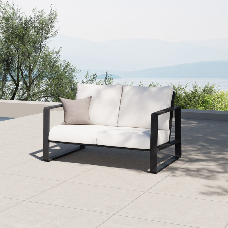 Leanna loveseat