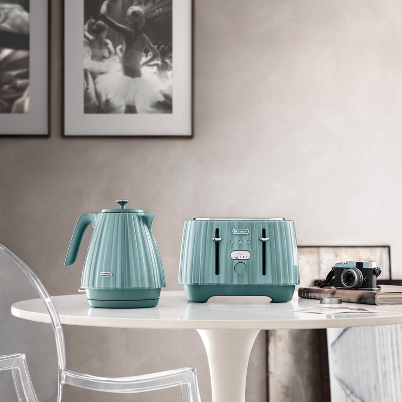 De'longhi 1.7L Ballerina Kettle, Green