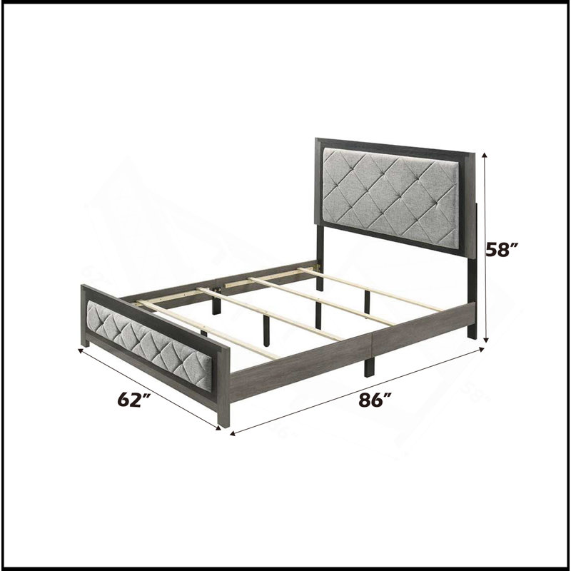 Luxueux grand lit rembourré pour un sommeil paisible et une détente