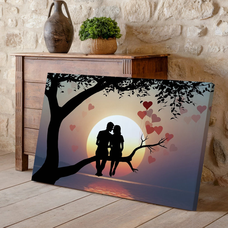 Toile, scène sereine au coucher du soleil avec un couple de silhouettes assis de près, art mural sur une branche d'arbre entouré d'un cœur délicat