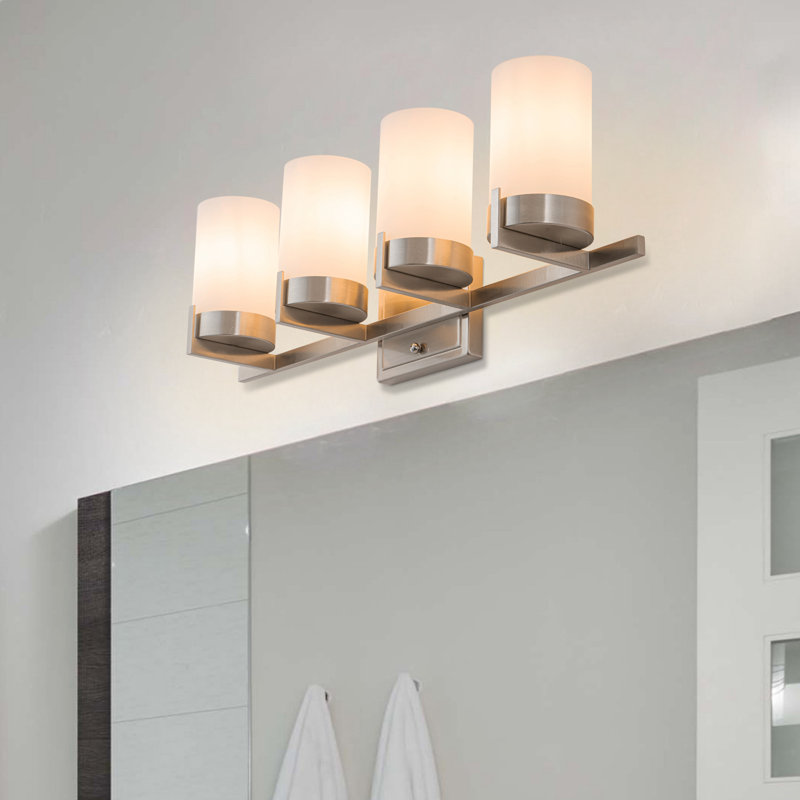Luminaire de salle de bain à DEL en nickel satiné à intensité variable avec abat-jour en verre givré, Non, Quatre lumières