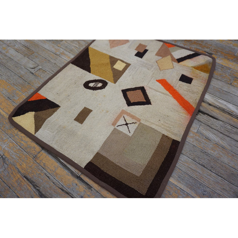 Hooked Ivory American Antique Wool Small Scatter Size 1930s Rug