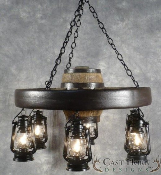 Lustre de roue de wagon à 6 lumières unique Damian