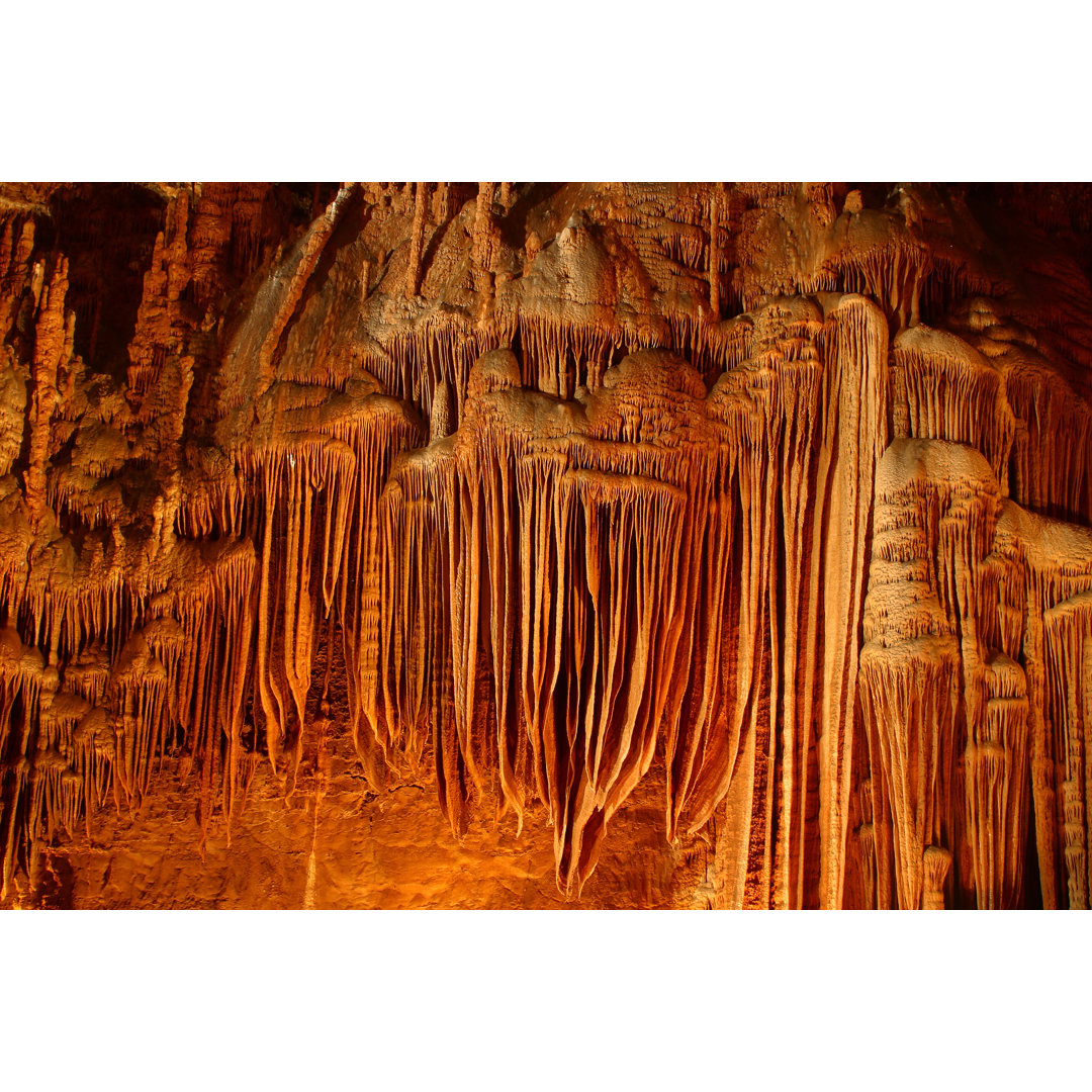 Flowstone Cave Cavern Formation At Blanchard Springs von Jcrader - No Frame Print on Canvas