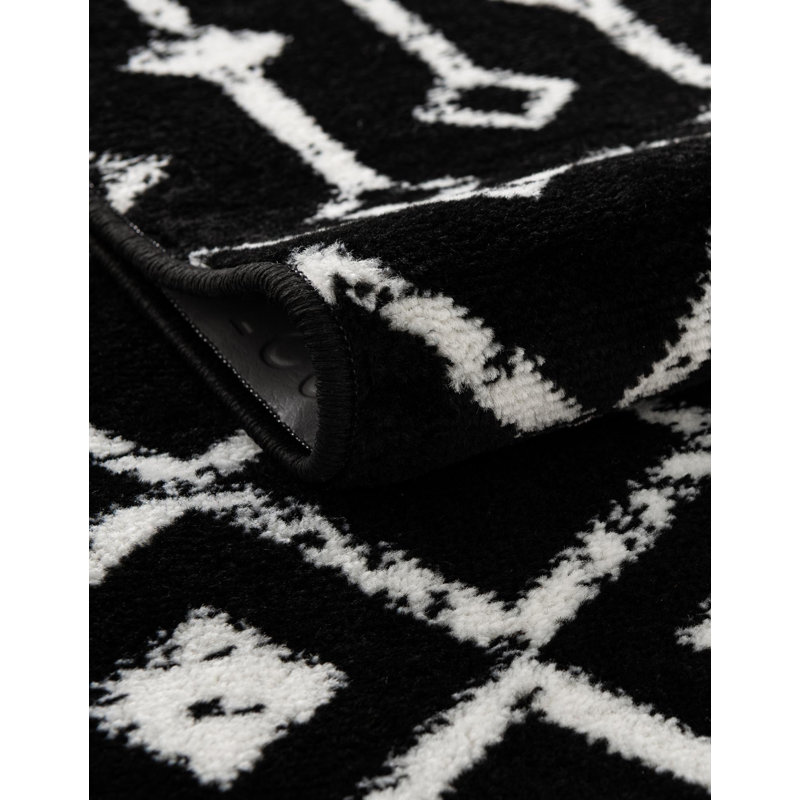 Tapis noir Selim, Carré 7 pi 10 po