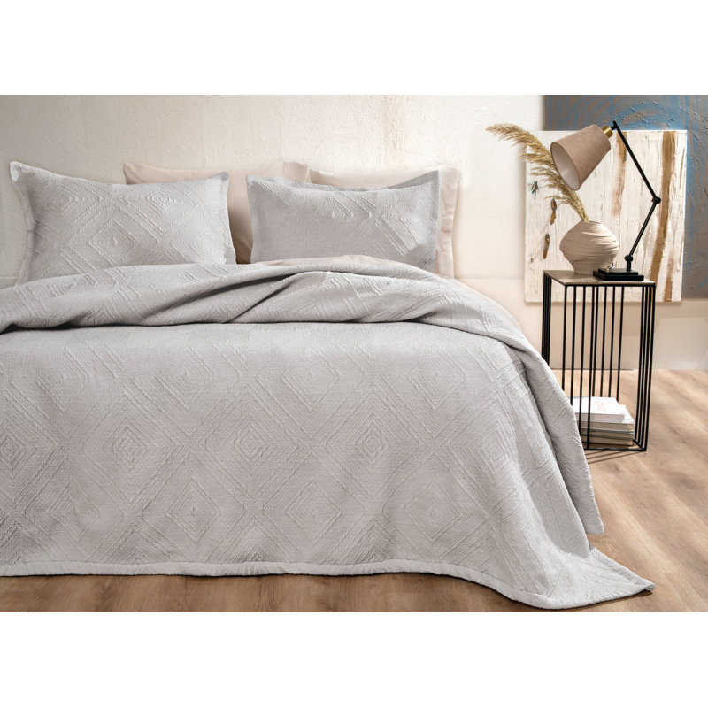Polyester Coverlet, King Coverlet + 2 King Shams