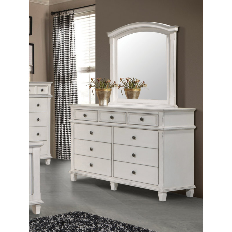 Commode 9 tiroirs saunderstown Salinas