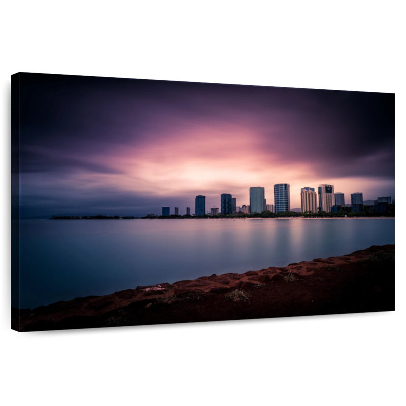 Sirecc Honolulu, coucher de soleil mauve, horizon, H 24 po x l 36 po