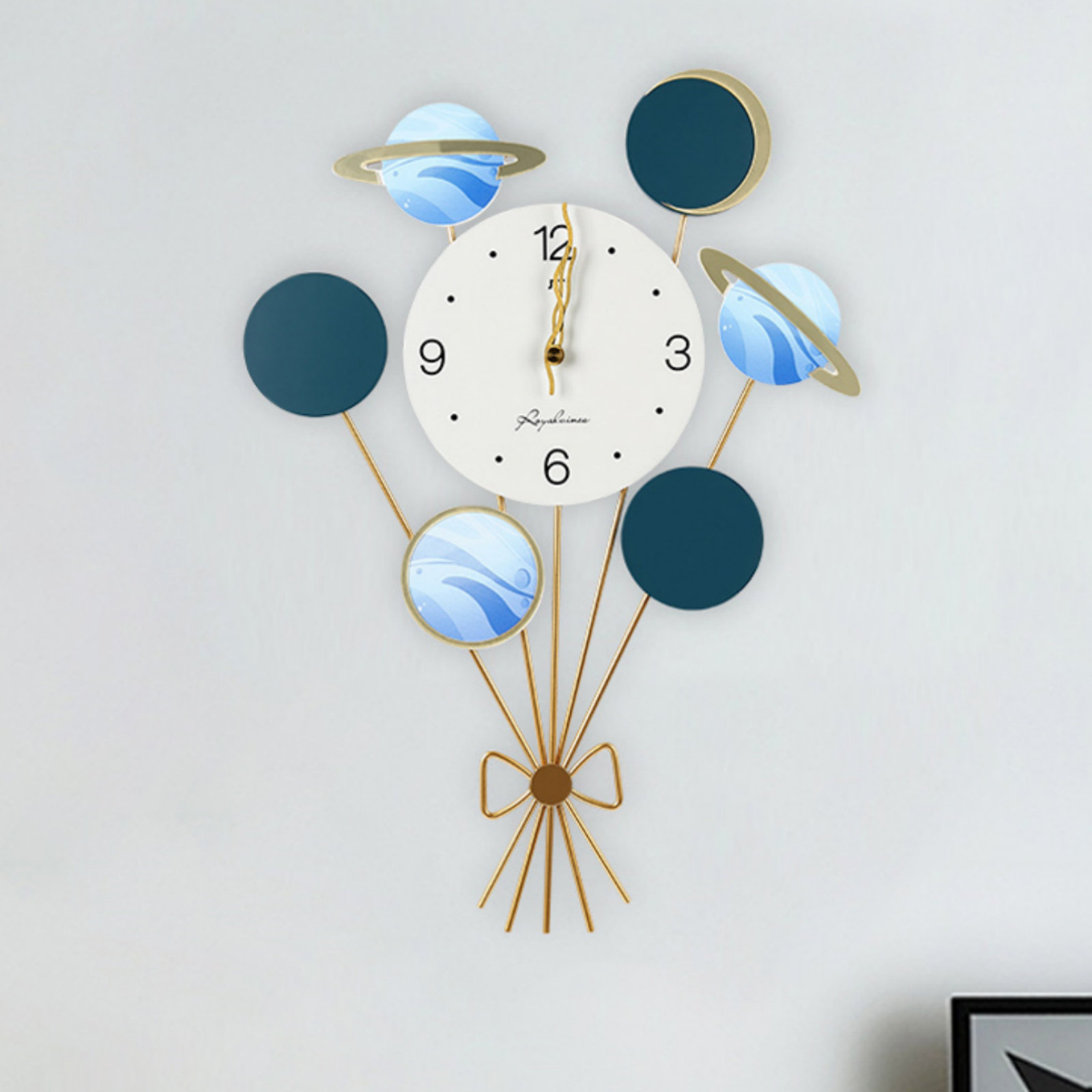 Silent Mute Wall Clocks  Plastics Frame Glass Cover (Moon Light)