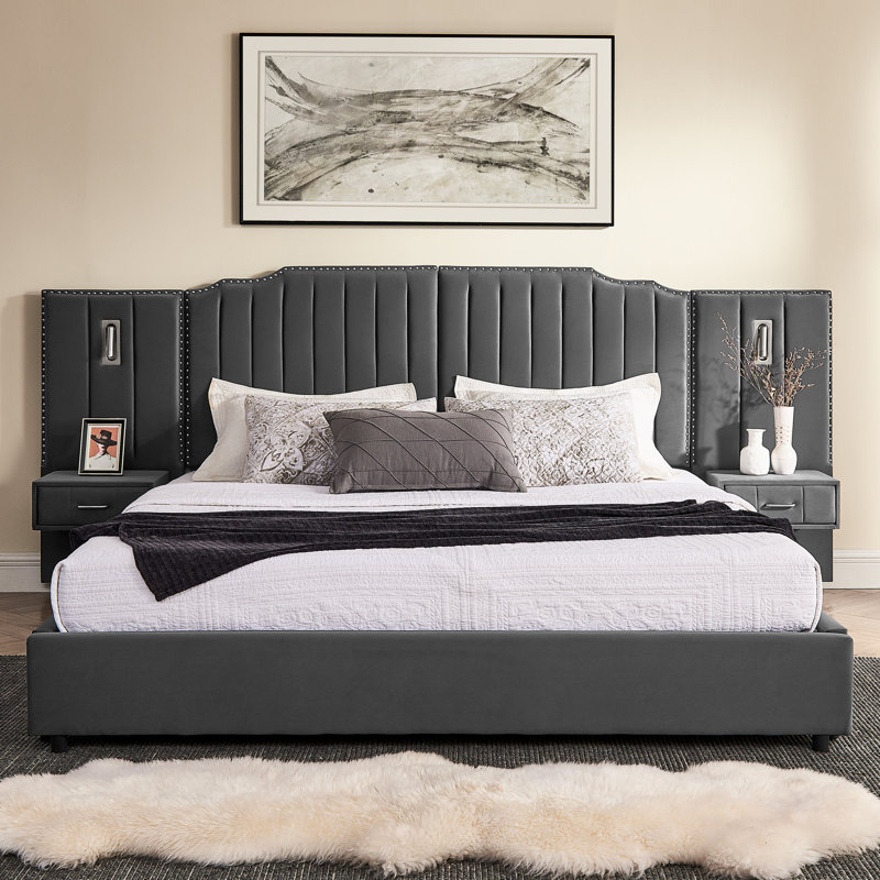 Très grande base de lit tapissier, conception à rayures verticales, boutons, tête de lit, table de chevet, lampe réglable - gris, lit facile à assembler, tête de lit avec éclairage